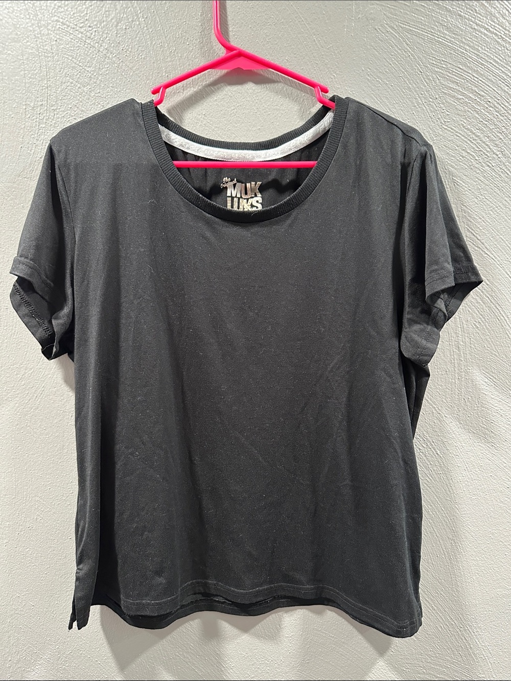 MUK LUKS Black Short Sleeve Crewneck Tee